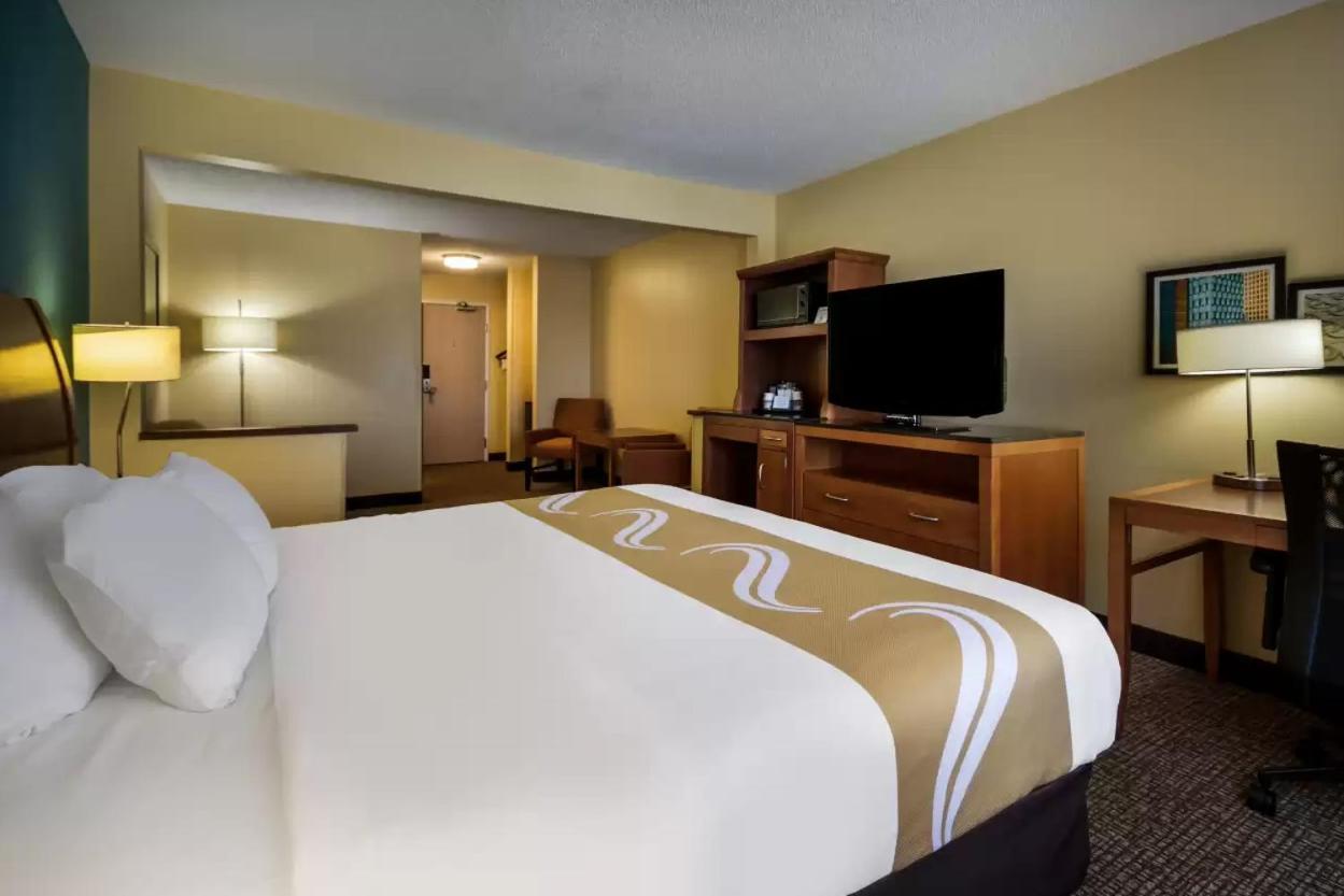 Quality Inn & Suites Μπόουζμαν Εξωτερικό φωτογραφία