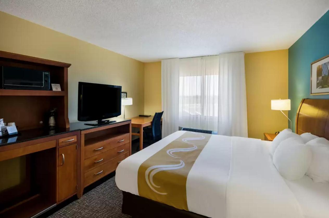 Quality Inn & Suites Μπόουζμαν Εξωτερικό φωτογραφία