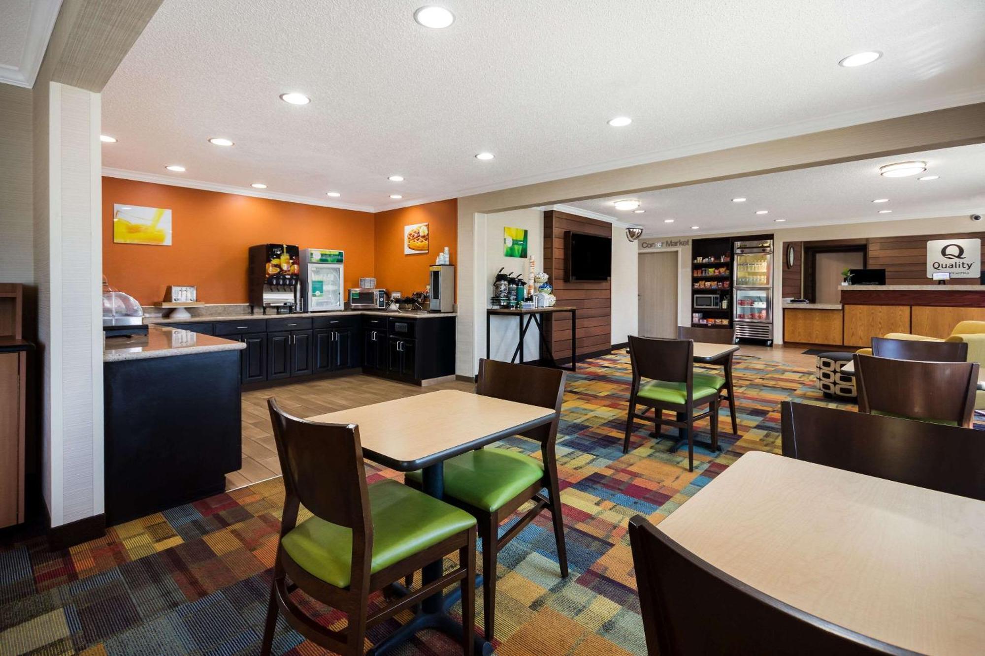 Quality Inn & Suites Μπόουζμαν Εξωτερικό φωτογραφία
