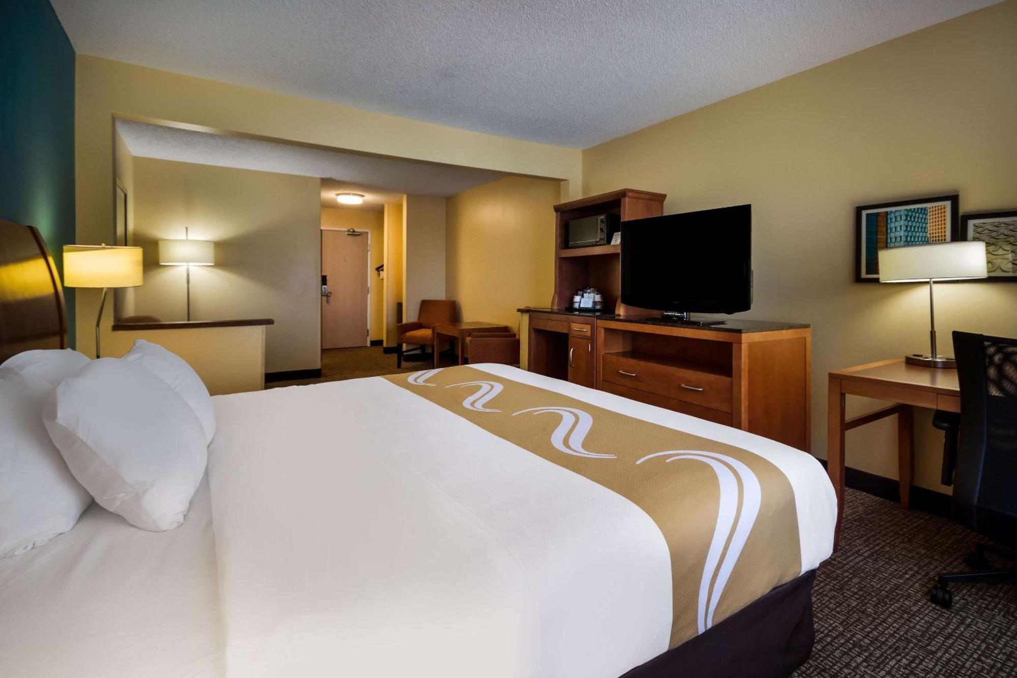 Quality Inn & Suites Μπόουζμαν Εξωτερικό φωτογραφία