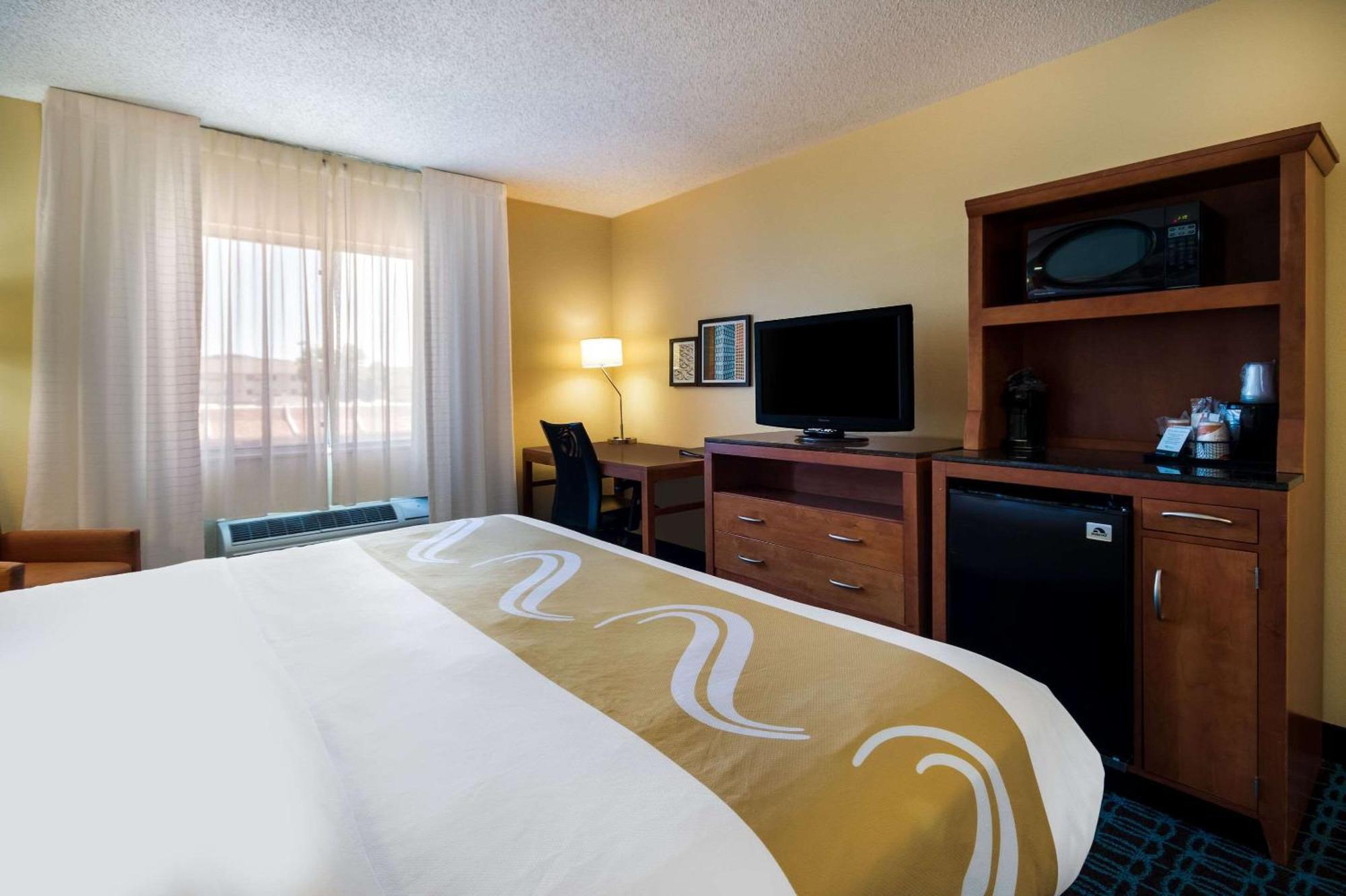 Quality Inn & Suites Μπόουζμαν Εξωτερικό φωτογραφία