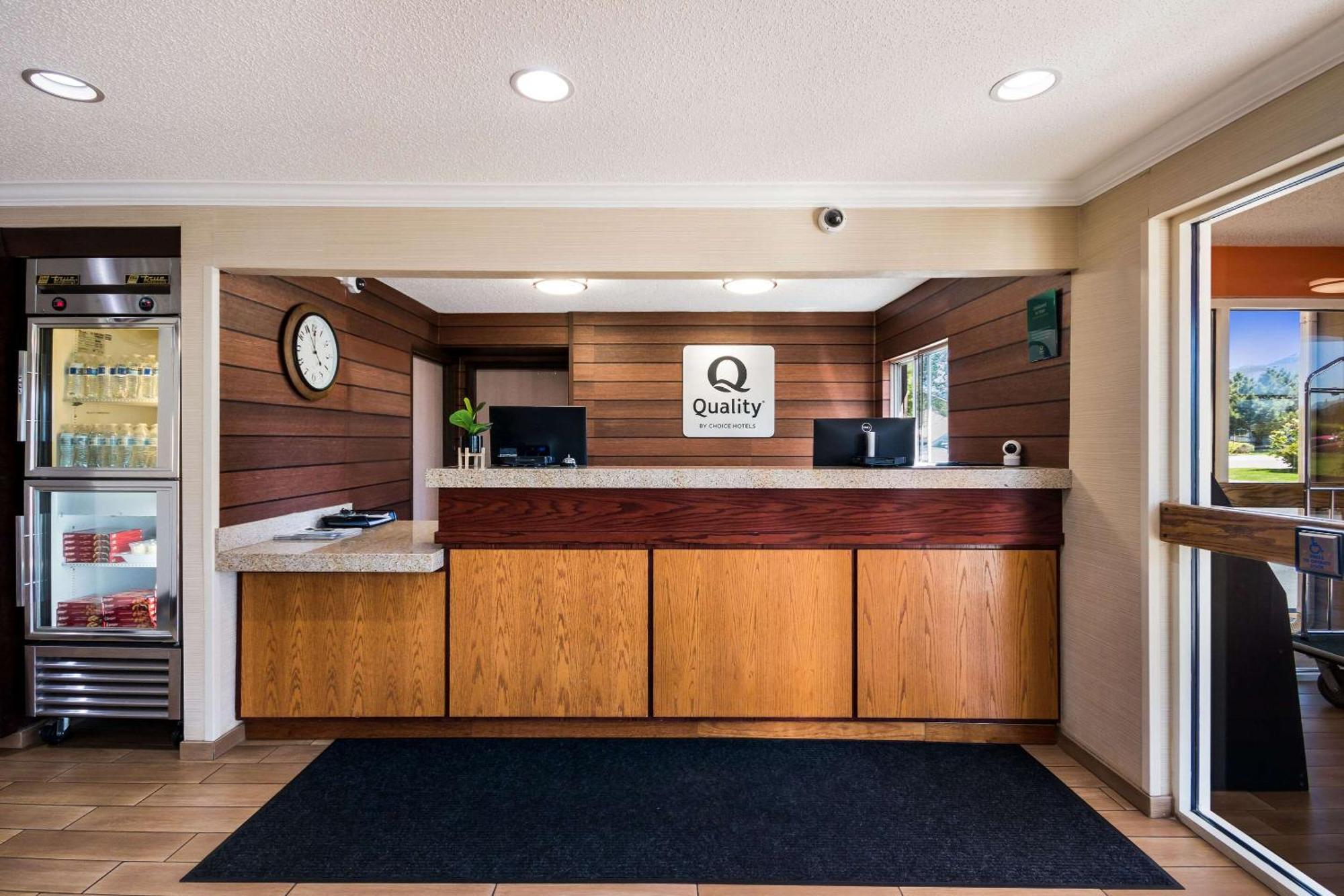 Quality Inn & Suites Μπόουζμαν Εξωτερικό φωτογραφία